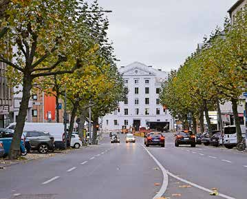 Die Theaterstraße führt mitten hinein in die Aachener City. Foto: M. Leister