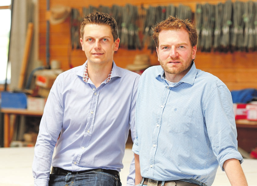 Emanuel und Dominik Maler von der Firma Gapp Holzbau Öpfingen. 