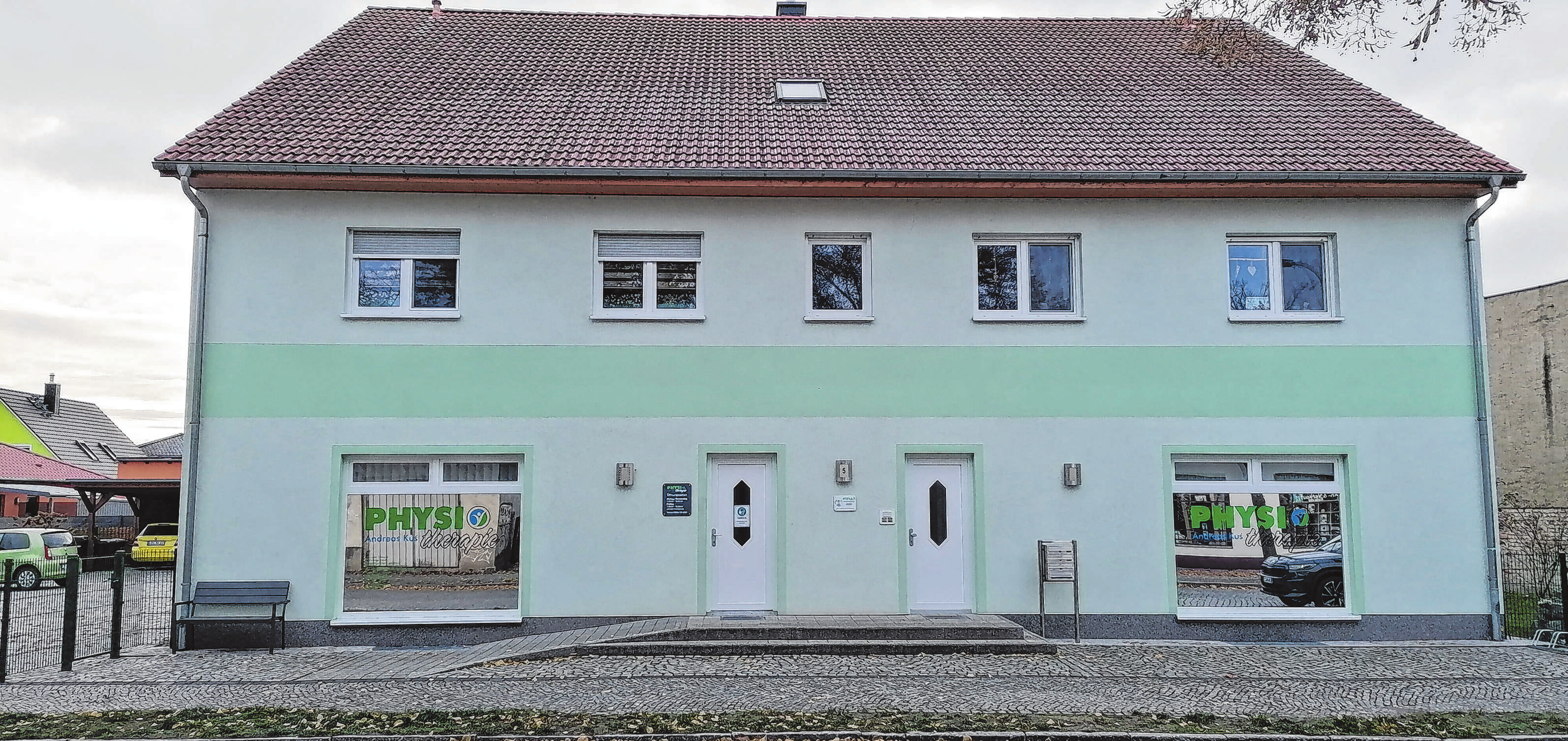 Die Praxis befindet sich in der Fellertstraße im Eisenhüttenstädter Ortsteil Fürstenberg.