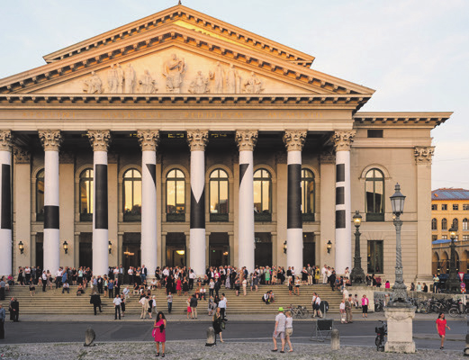 Die Bayerische Staatsoper. Foto: Andreas Hedderegott