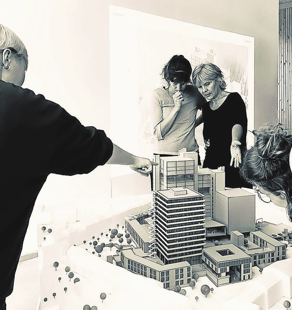 Das Modell des Bonner Stadthauses mit den drei Türmen. FOTO: BENEDIKT STAHL