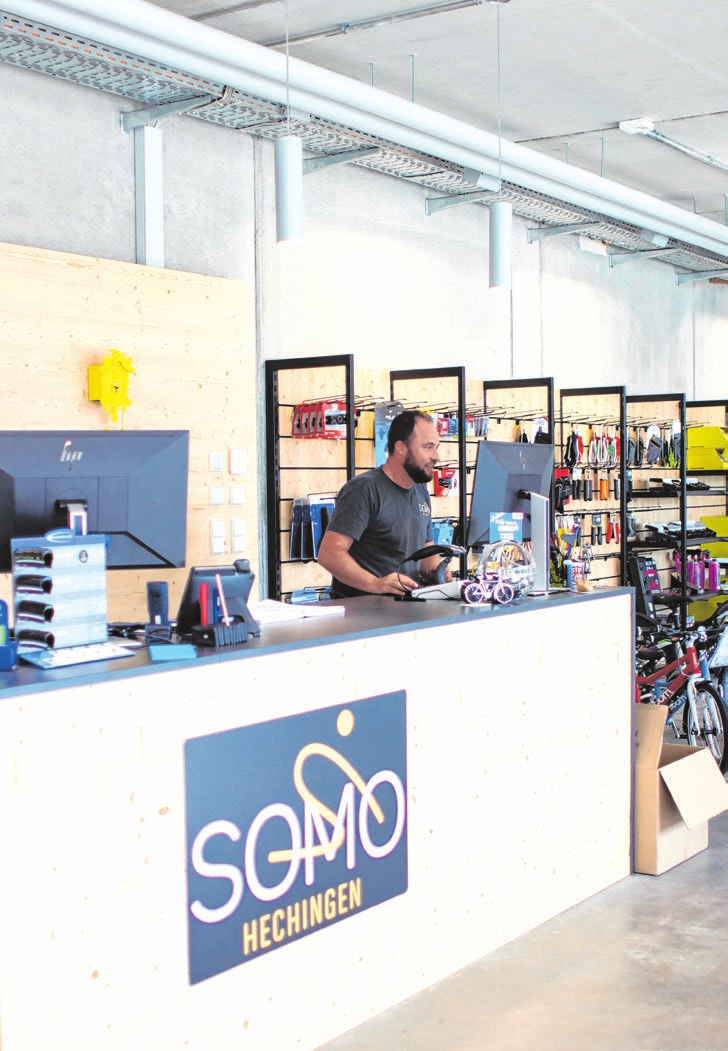 In einem größeren Betriebsgebäude befindet sich der Fahrradladen der Lebenshilfe Zollernalb mit der Bezeichnung SOMO sowie die dazugehörende großzügige Reparaturwerkstatt. Alle Räume sind lichtdurchflutet.
