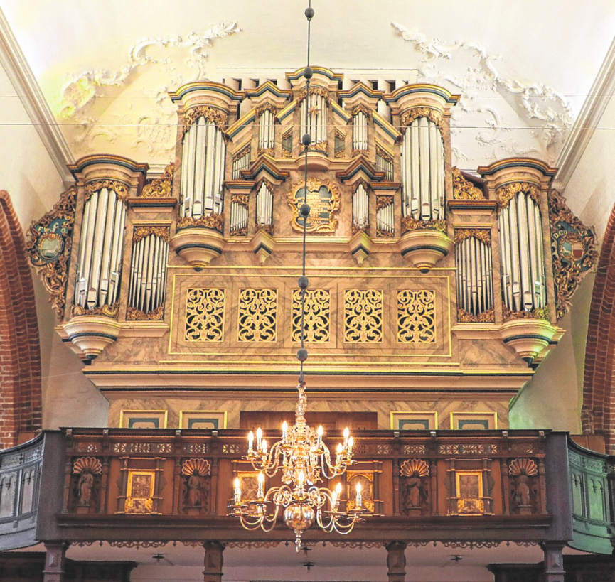 Die barocke Heßler-Orgel aus dem 18. Jahrhundert ist das Prunkstück der Kirche. Foto: Dörte Dorfer