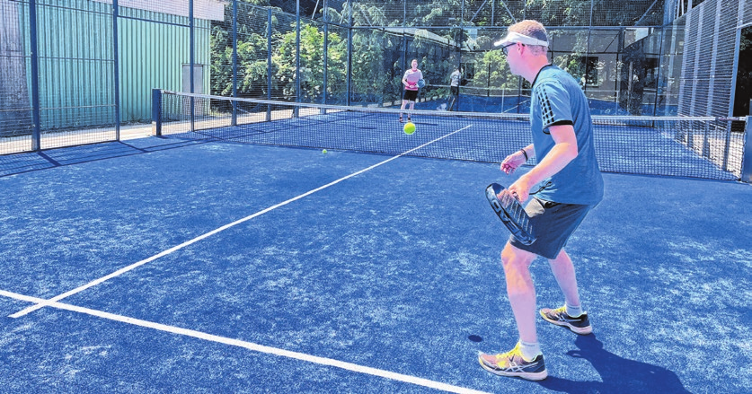 Der neue Padel-Tennis-Platz hinter dem Vereinsheim.