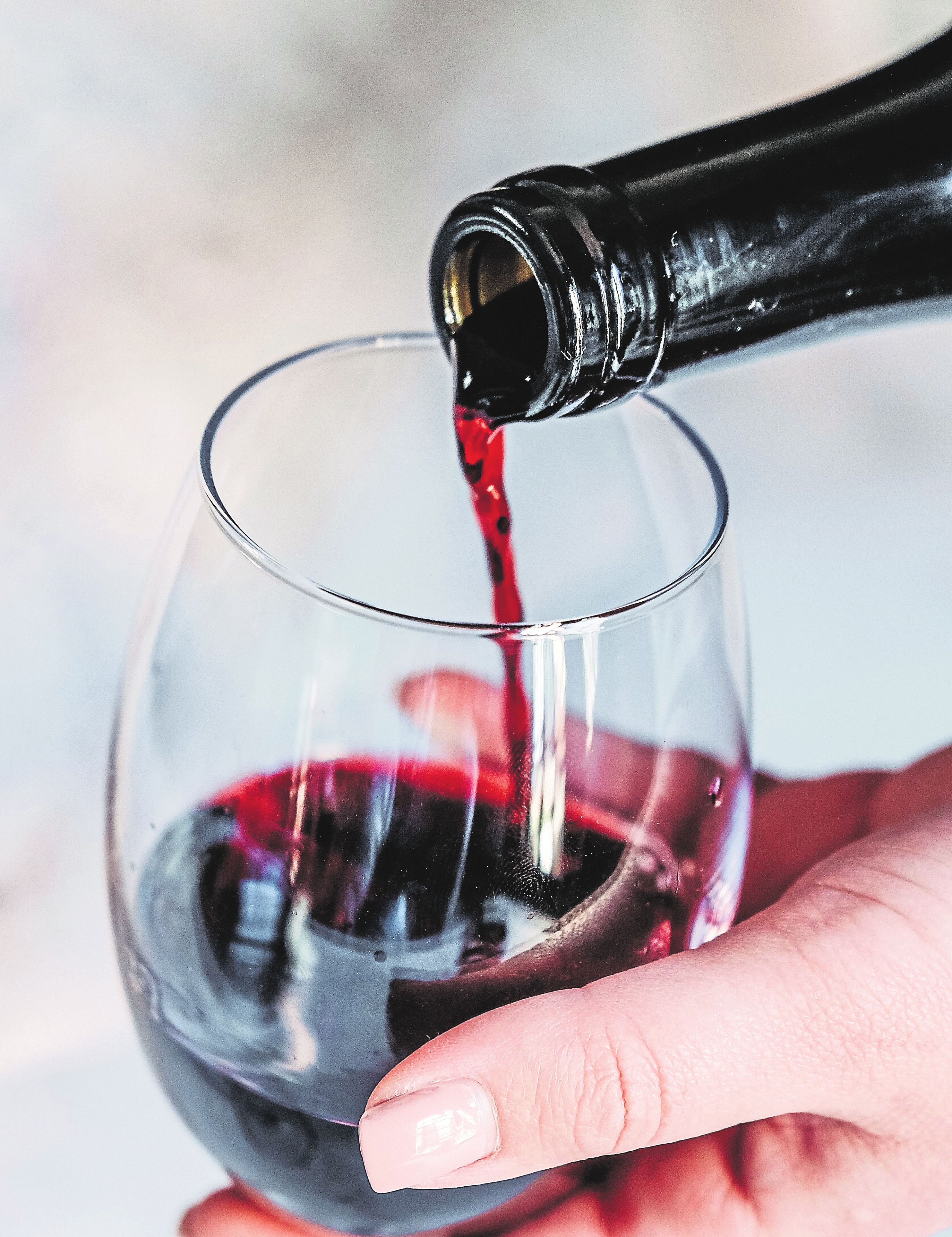 Wein ist vor allem ein sensorischer Genuss, von den Augen über den Gaumen bis hin zum Riechen und Schmecken...