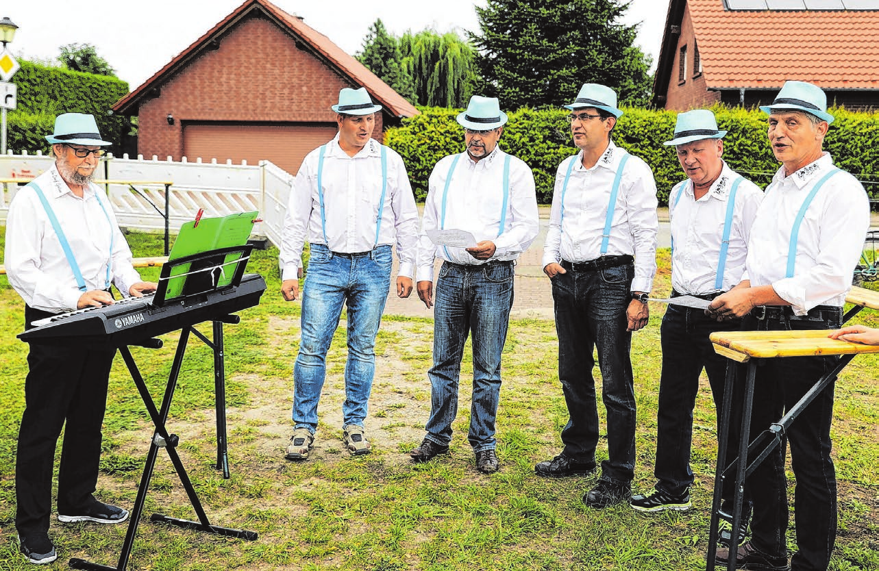 Auf dem diesjährigen Dorffest treten auch die „Steckelsdorfer Dorfspatzen“ auf. Foto: Simone Weber