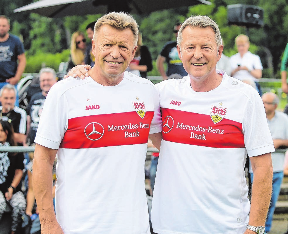 Mitglieder der VfB Stuttgart-Traditionself treten am Samstag gegen die Ü40-Mannschaft des Gaildorfer Vereins an. Foto: imago-images