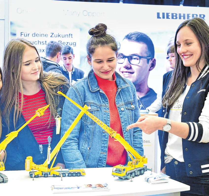 Das Ehinger Liebherr-Werk stellt sowohl Ausbildungsberufe als auch Studiengänge vor.