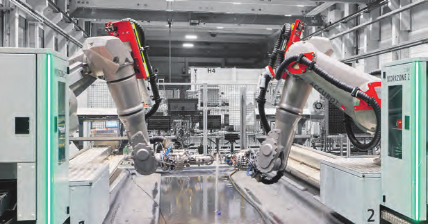 ACCUBOT, der wahrscheinlich präziseste Roboter am Markt für die Luft- und Raumfahrtindustrie. Foto: raumpixel