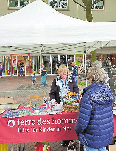 „terre des hommes“ hat wieder einen Stand beim Hombrucher Straßenfest.