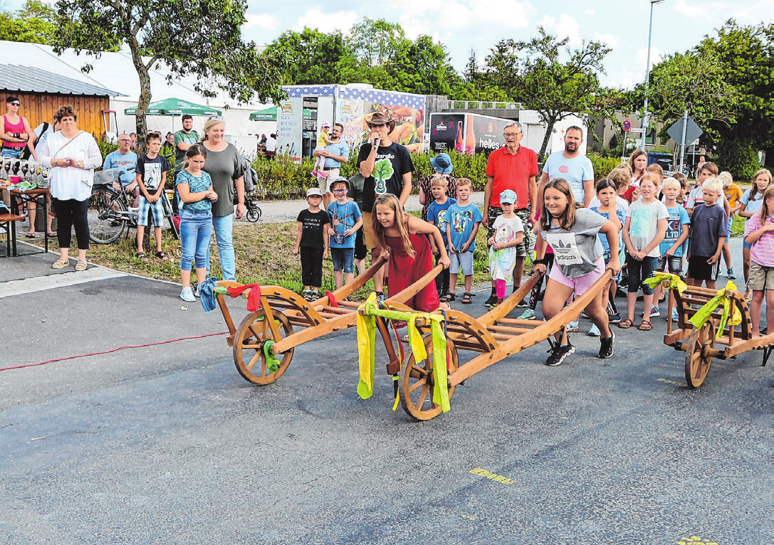 Spannend wird es wieder beim Schubkarrenrennen für Jung und Alt am Kirchweihmontag.