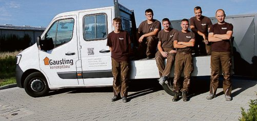 Sechs Auszubildende, zwei in jedem Lehrjahr, sind bei Gausling Konzeptbau beschäftigt.