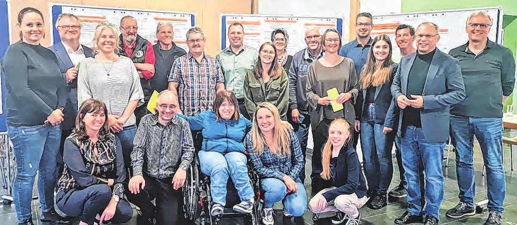 Das Miteinander und die Zusammenarbeit wird in Kronstorf in der Gemeindearbeit, wie hier bei der Gemeinderatsklausur und über die Gemeindegrenzen hinweg, großgeschrieben. Foto: Rotes Kreuz, Marktgemeinde Kronsdorf