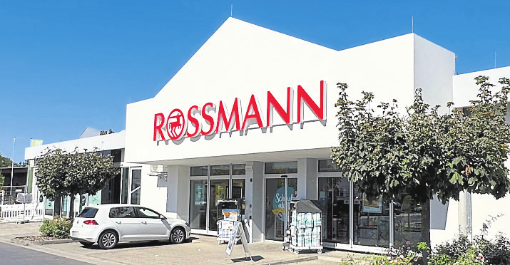 Mehr Gewerbe im Fuldaer Süden: Nach dem seit November vorigen Jahres ein neuer Rossmann-Drogeriemarkt den ehemaligen Media Markt-Standort aufwertet, sorgt seit Donnerstag ein neueröffnetes Café der Bäckerei Happ für eine weitere Aufwertung des Standortes.