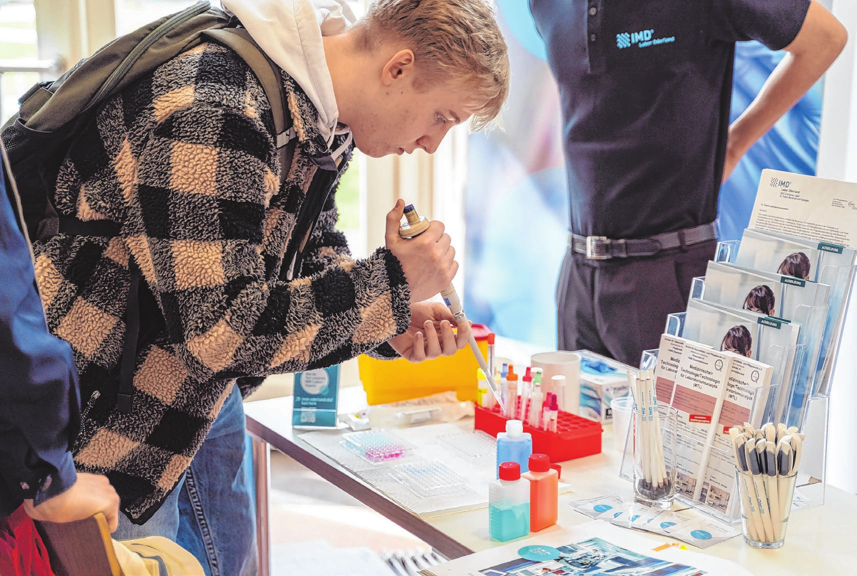 Dinge ausprobieren, Neues kennenlernen, in Berufsfelder hineinschnuppern - all das und vieles mehr ist auf der Startzeit@steel am 14. Oktober möglich.    Fotos: Startzeit