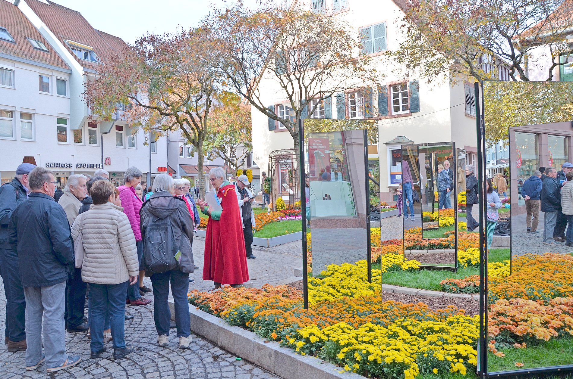 Führungen über die Blumenschau sind bei den Gästen sehr beliebt. FOTO: KARIN KAISER