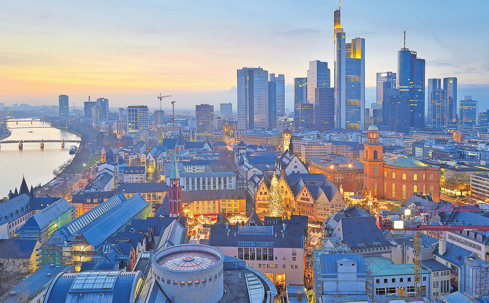 Frankfurt Weihnachtsmarkt Bild: #visitfrankfurt, Holger Ullmann