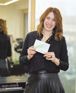 „Wer die Steyr Shopping Card kauft, unterstützt die heimischen Unternehmen nachhaltig.“ (Friseurmeisterin Silvia Schweitzer von Hairstories) Foto: Hannes Ecker