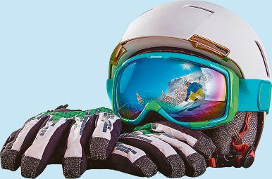 Es gibt eine breite Produktpalette an modischen und nützlichen Accessoires für den Wintersport. Foto: Lukas Gojda - stock.adobe.com