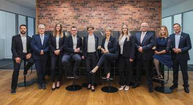 Der neue Partnerkreis der PLANARIS PartG mbB seit Sommer 2023: Thomas Schramm, Uwe Möller, Sonja Hedtrich, Ike Hilpert, Anne-Christin Walther, Julia Henkel, Christin Tanz, Wolfgang Reinhard, Kathrin Meister und Maik Mosebach. Foto: photoplusgraphic Christian Tech