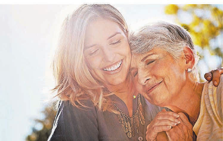 Die meisten Seniorinnen und Senioren haben ein gutes Gefühl, wenn ihre Angehörigen später nicht mit den Kosten ihrer Bestattung finanziell belastet werden.