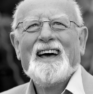 ROGER WHITTAKER