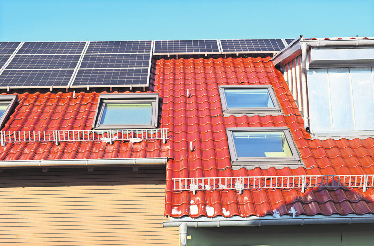 Die Photovoltaikanlage auf dem Haus in der Fellbacher Straße 56.