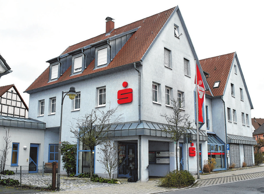 Begegnungshaus, Sitzungssaal, LAG Aischgrund: Das alte Sparkassengebäude soll umfunktioniert werden.