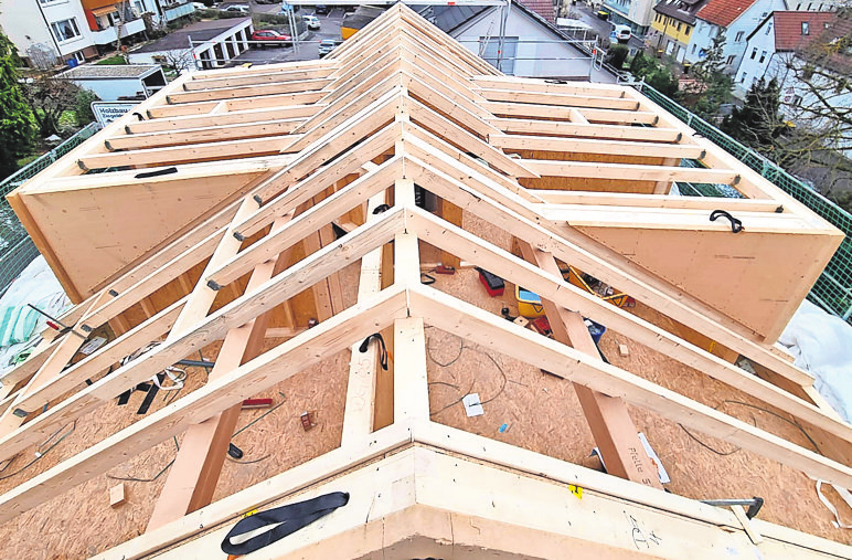 Für Gebäudeaufstockungen eignet sich Holz perfekt. Fotos: Schock