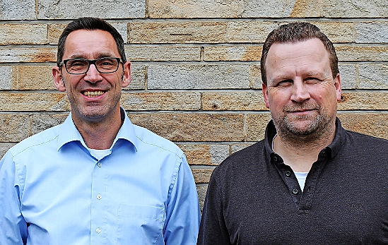 Von links: Studiendirektor Rainer Sagasser und Oberstudienrat Dirk Engel organisieren die Messe ehrenamtlich. FOTOS: BERUFSSCHULE LICHTENFELS