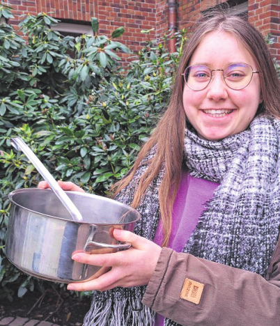 Clara Egetemeyr vom Kulturbüro hat die Idee zum Suppenfest.
