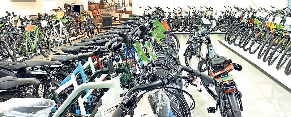 Bei AT Cycles Kilic ist man für die Fahrradsaison gut gerüstet: Auswahl, Angebot, Zubehör, Preise und Fachberatung stimmen. FOTO: GÜNTHER SANDER
