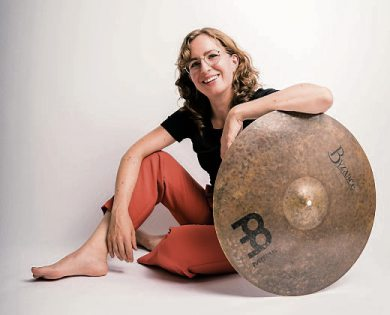„Reveal“ heißt das neue Album von Schlagzeugerin Mareike Wiening und ihrem Quintett
