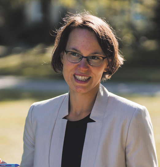 Dr. Christina Niedermann gehört zum 1. Jahrgang des Psychologiestudiums an der Universität Witten/Herdecke. Foto: Alexander Lilienthal