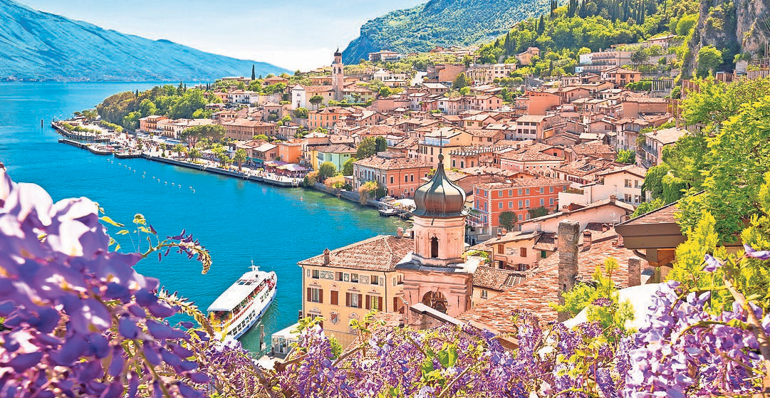 Zum Gardasee geht es im Oktober.<div> FOTO: ADOBESTOCK</div>