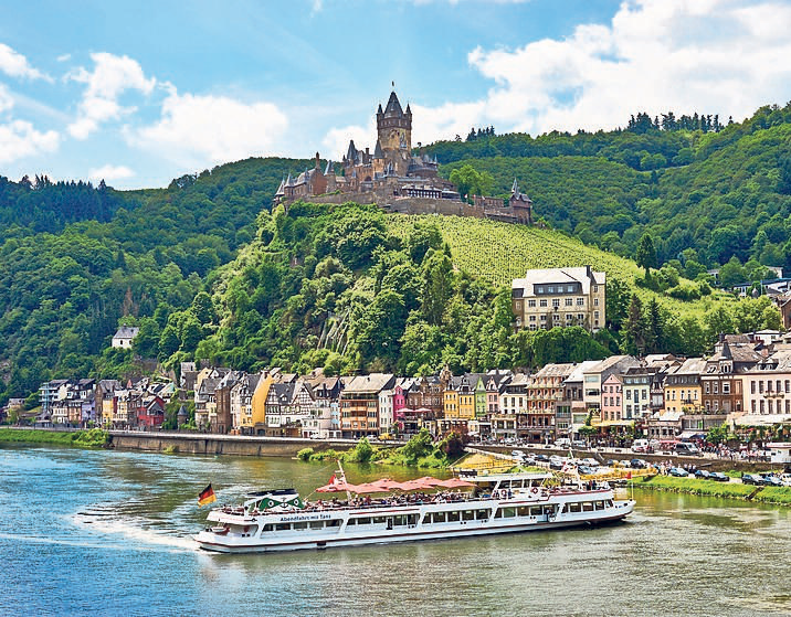 2. Mai und 7. Juli ist Ziel des Tagestrips Cochem in Rheinland-Pfalz, wo eine Mosel-Schifffahrt auf dem Programm steht.