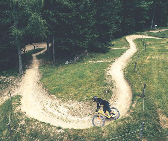 Die ganze Freiheit der Berge spüren bei der Abfahrt über die Wexl Trails Foto: lan Ehm