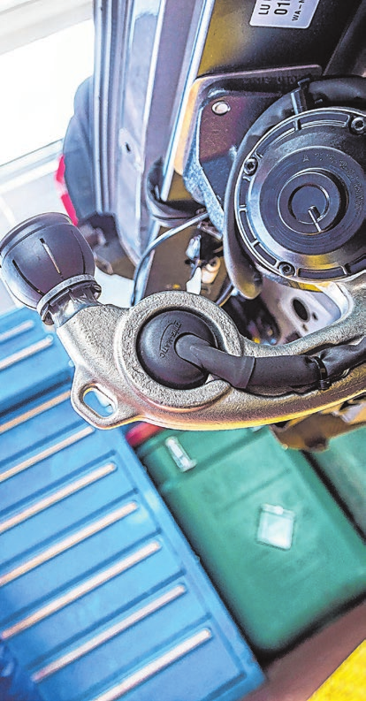 Anhängerkupplungen sind praktisch und machen aus einem Auto einen Transporter. Bei der Montage und auf der Straße gibt es allerdings einiges zu beachten. Foto: promotor/T.Volz/zdk