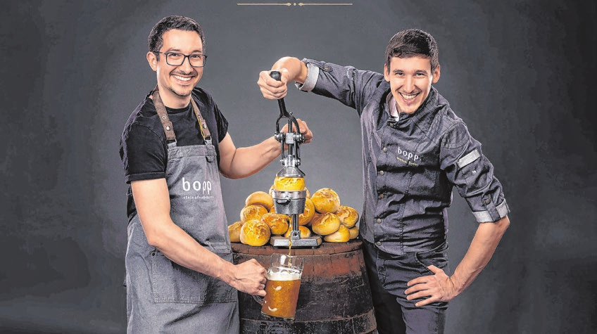 Die Brüder Bopp gewähren beim Brotfest auch Einblicke in ihren Betrieb in Türkheim.