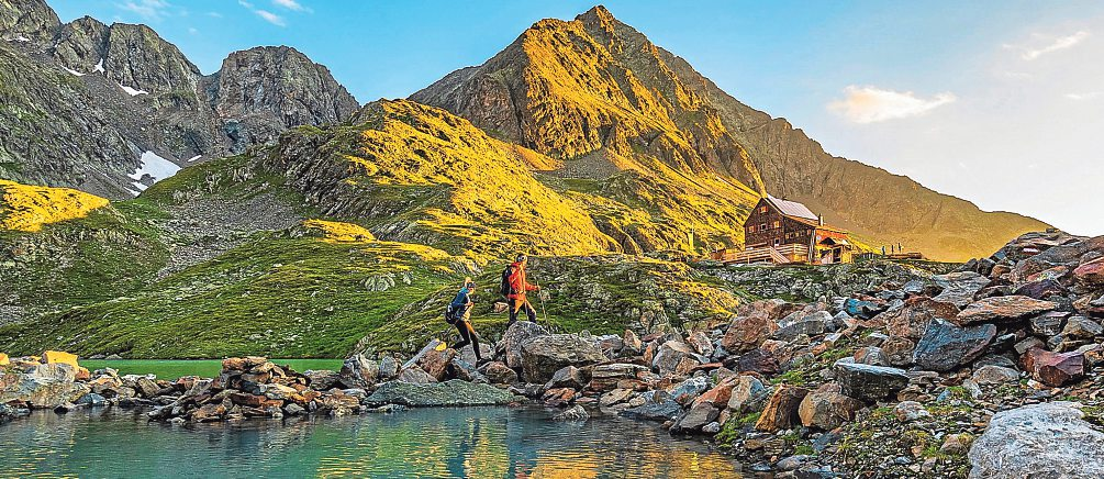 Wohin der Blick auch fällt: Der Nationalpark Hohe Tauern zählt mit 1856 Quadratkilometern zu den größten Nationalparks in Europa und zu einer der großartigsten Hochgebirgslandschaften. Foto: Peter Maier