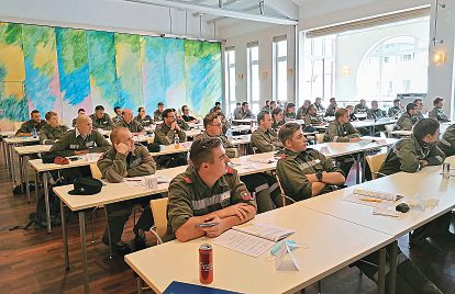 Mit 46 Jahren hat sich Möller entschieden, Feuerwehrmann zu werden und er will anderen Menschen helfen. Foto: Feuerwehr Bezirk Spittal