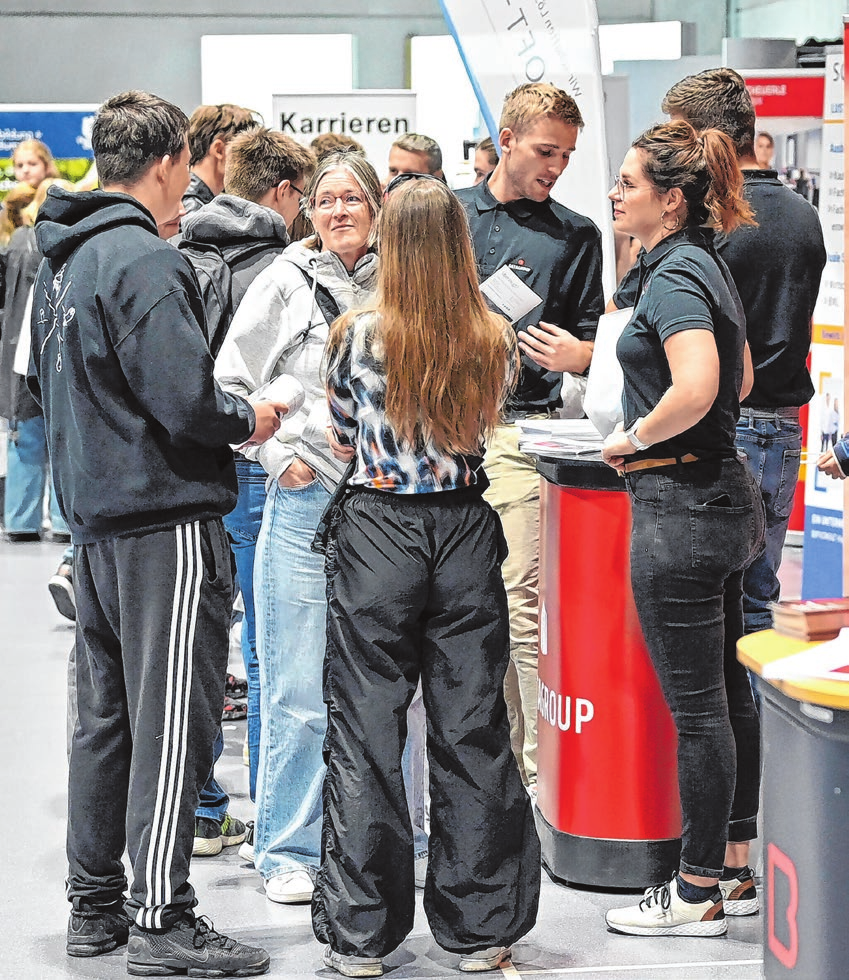 Mehr über Unternehmen, Berufe und Ausbildungen erfahren: Die „Next Step“ bietet viele Chancen.