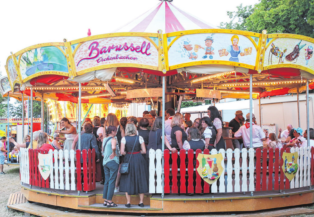 Beliebter Kirchweih-Treffpunkt: das „Barussell“.