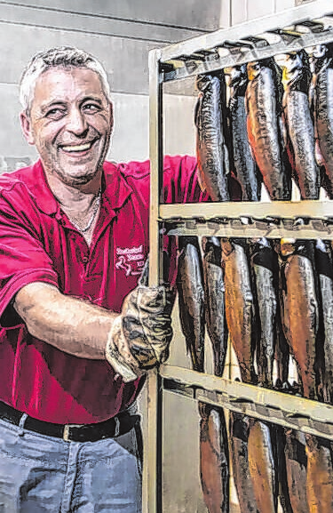 Frisch aus dem Rauch, gebraten oder gegrillt: Auf dem Honauer Fischerfest gibt's Gerichte mit heimischem Fisch.