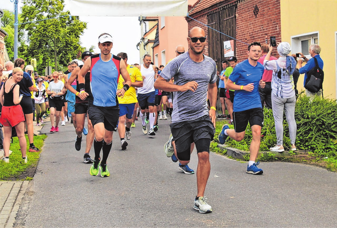 Das Teilnehmerfeld, also Läufer, Walker und Radfahrer, ist auf 1.000 Leute begrenzt. Anmeldungen erfolgen auf www.drei-seen-lauf.de. Foto: Simone Weber/Archiv