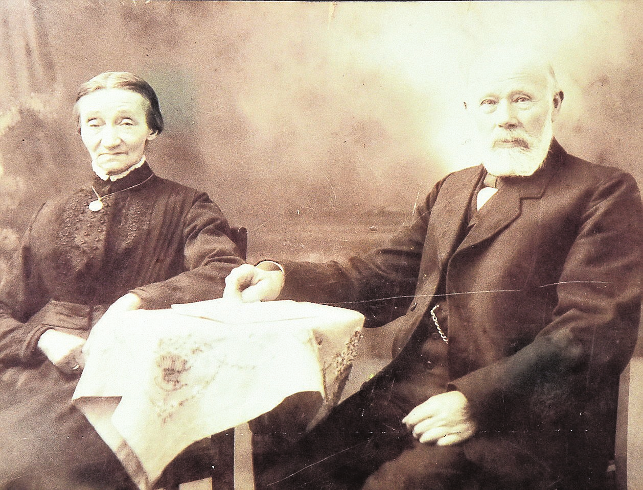 Johann und Gertrud Schmitz-Linneweber haben 1874 das Unternehmen in Haltern am See gegründet. FOTO PRIVAT