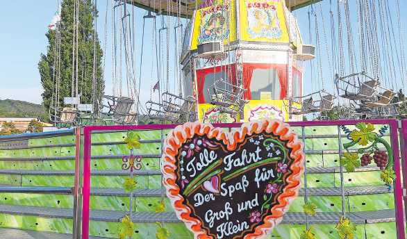 Ebenfalls ein Klassiker auf dem Wurstmarkt: das Kettenkarussell „Super Wellenflug“ FOTO: LAI