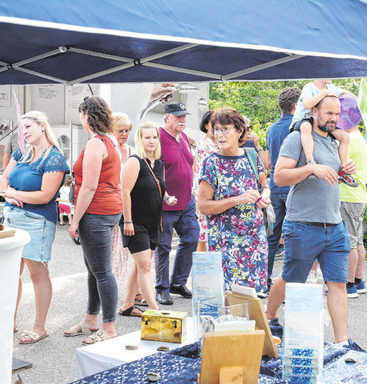 Von 11 bis 18 Uhr feiert Neuendettelsau am Sonntag Dorffest und den Tag des Kunden.