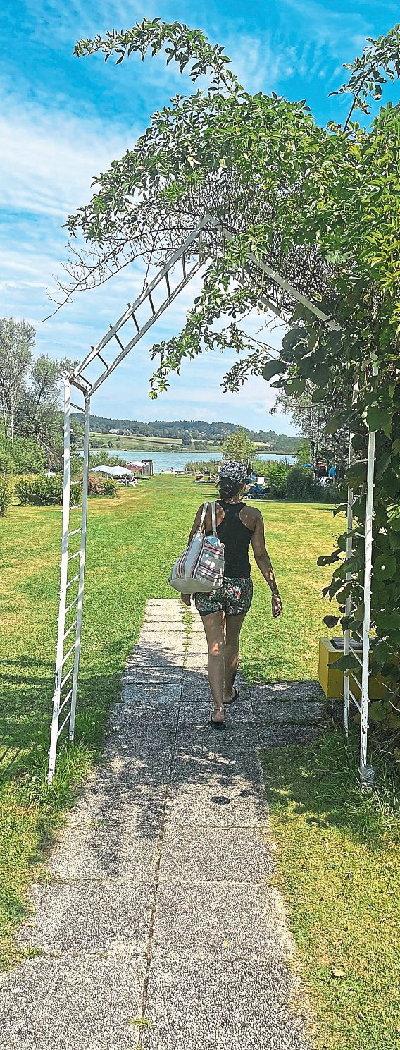 Im Strandbad Moskito kann man nicht nur baden und entspannen, sondern auch Kulinarik genießen.