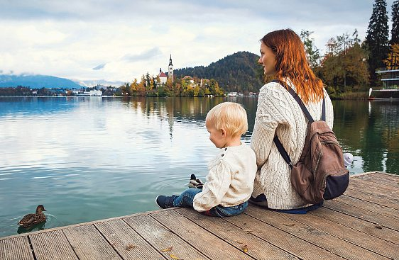 Beim Spaziergang entlang der zahlreichen Denkmäler taucht man tief in die Geschichte der Region ein. Foto: nataliaderiabina - stock.adobe.com